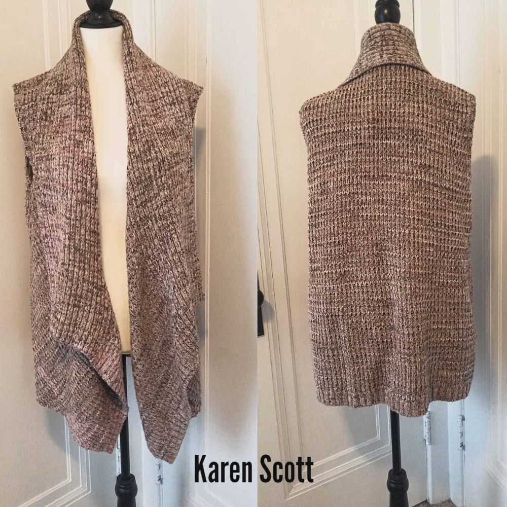 Large Brown Knit Karen Scott shrug Throw over top